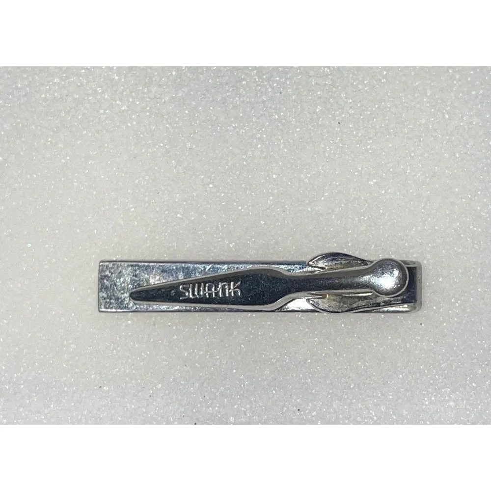 Swank Vintage Men's‎ Silver Tone Etched Floral Scroll Tie Clip Accessory